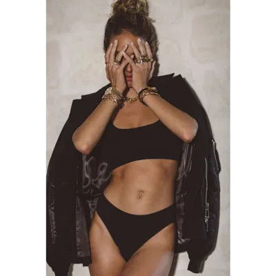 Ldma Low Hide Ribbed Thong In Black