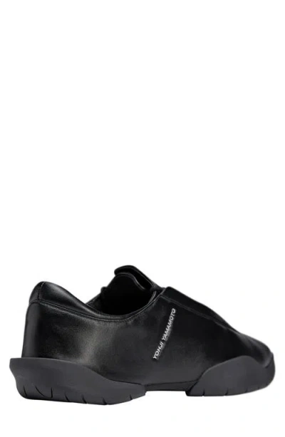 Y-3 Gender Inclusive Regu Low Top Sneaker
