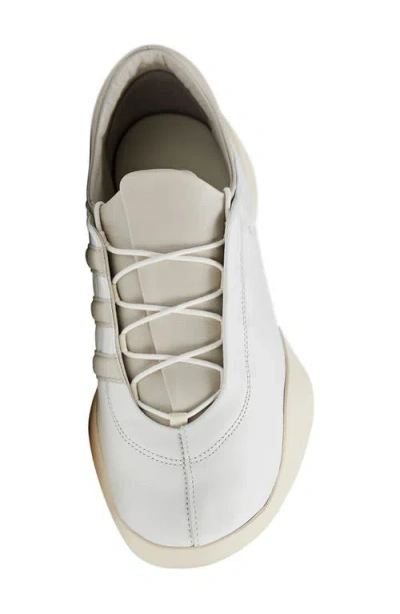 Y-3 Gender Inclusive Regu Low Top Sneaker