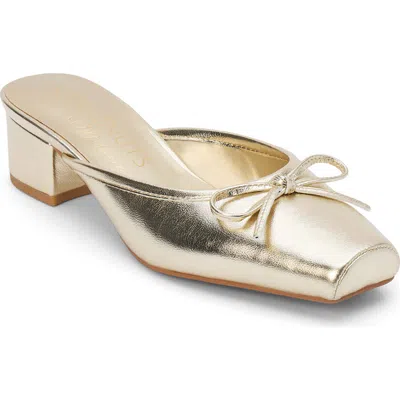 Coconuts By Matisse Geneva Mule In Gold