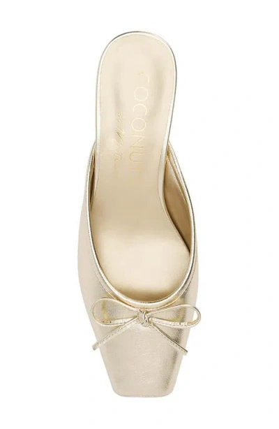 Coconuts By Matisse Geneva Mule In Gold