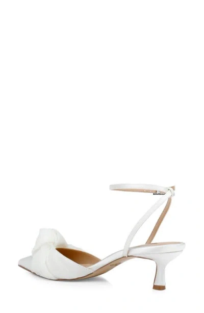 Jewel Badgley Mischka Women's Favor Evening Knot Pumps In White