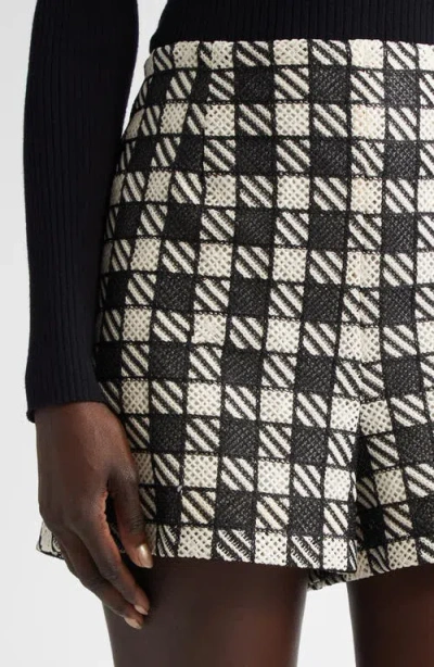 Oscar De La Renta Check High Waist Shorts