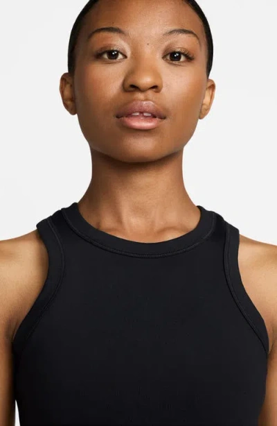 Nike One Fitted Dri-fit Cropped Tank Top