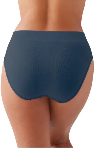 Wacoal Feeling Flexible High Cut Briefs