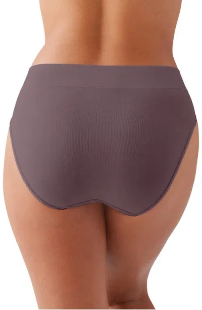 Wacoal Feeling Flexible High Cut Briefs