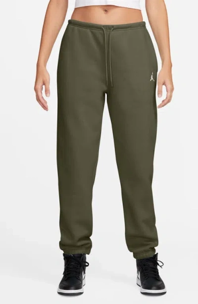 Jordan Brooklyn Fleece Sweatpants In Green