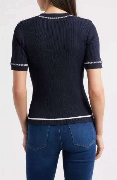 Zoe And Claire Short Sleeve Button-up Top