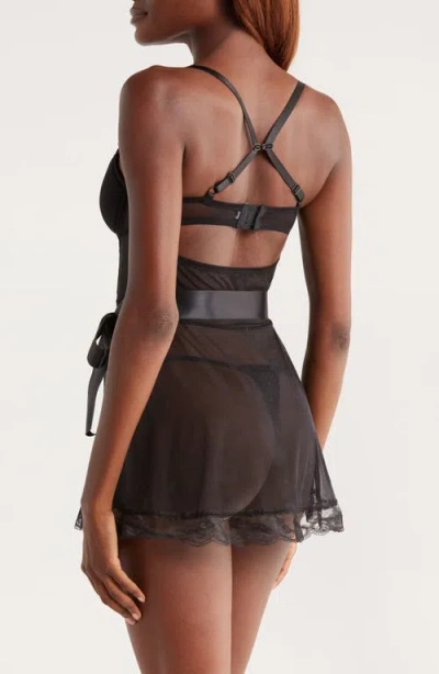 Coquette Mon Amour Underwire Chemise In Black