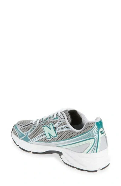 New Balance Gender Inclusive 740 Sneaker