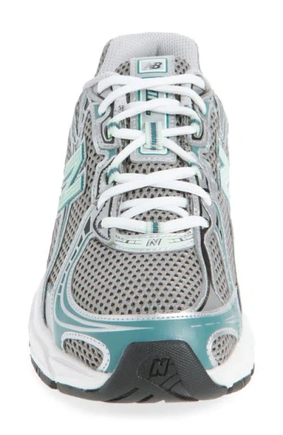 New Balance Gender Inclusive 740 Sneaker
