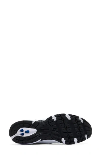 New Balance Gender Inclusive 740 Sneaker