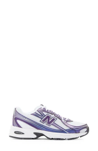 New Balance Gender Inclusive 740 Sneaker