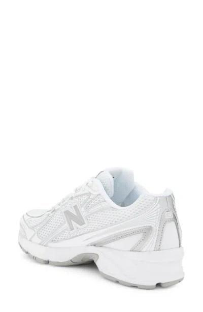 New Balance Gender Inclusive 740 Sneaker