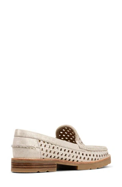 Donald Pliner Ombree Loafer In Neutral