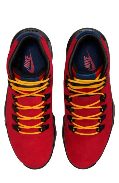Nike Cygnal Sneaker Boot