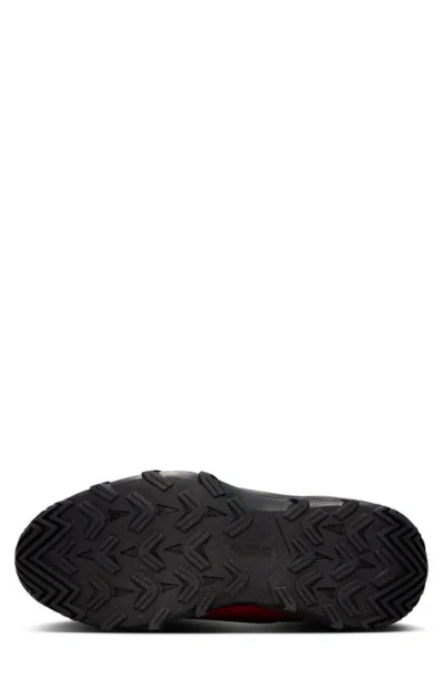Nike Cygnal Sneaker Boot