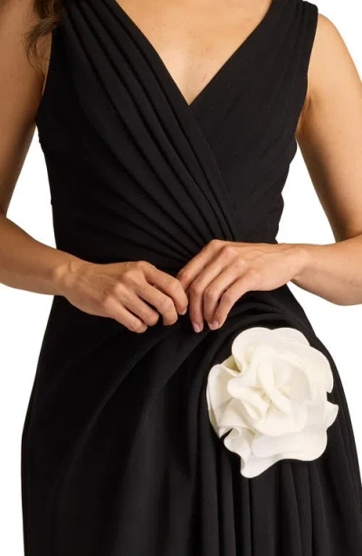 Tadashi Shoji Rosette Detail Sleeveless A-line Gown