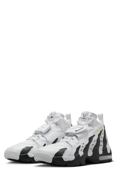 Nike Air Dt Max '96 Sneaker