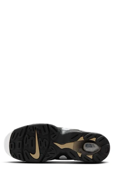 Nike Air Dt Max '96 Sneaker
