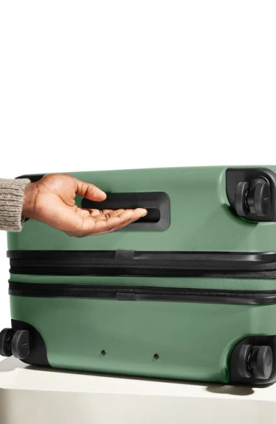 Away Flex 26-inch Spinner Suitcase