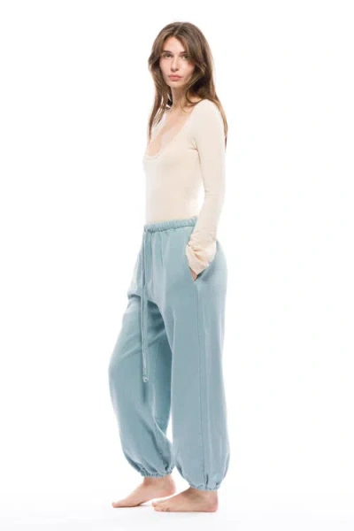 Toit Volant Mia 101 Sweatpants In Green