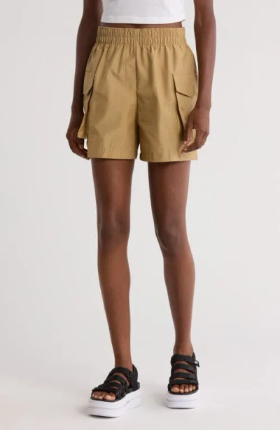 Nike Sportswear Essential Woven High Waist 5-inch Cargo Shorts