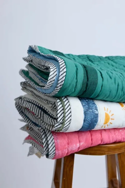 Cqc La Dune Baby Quilt In Pink