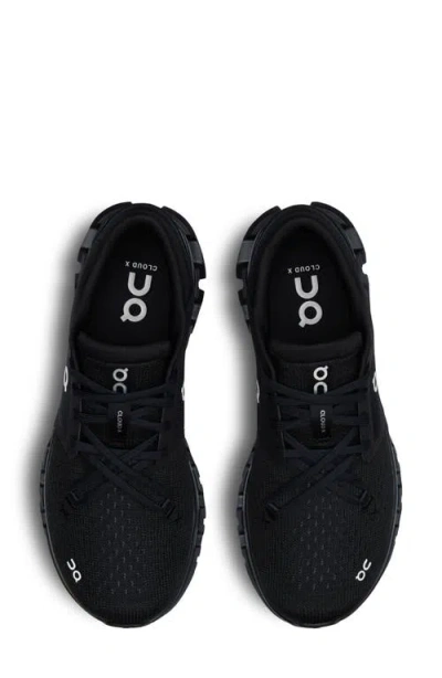 On Cloud X 4 Training Shoe