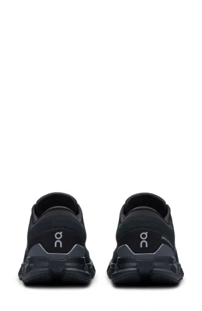 On Cloud X 4 Training Shoe