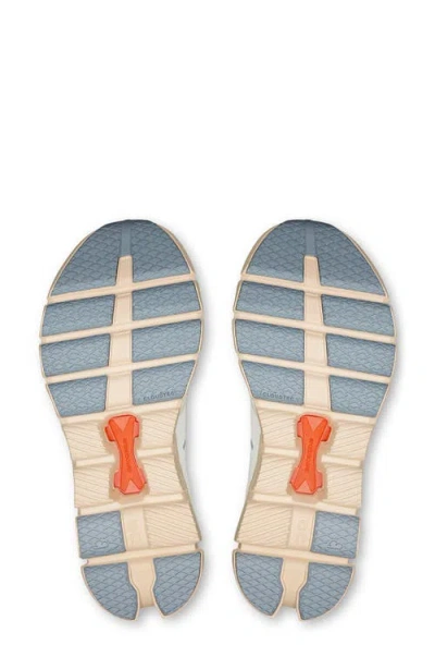 On Cloud X 4 Training Shoe