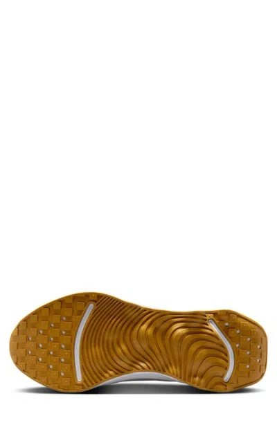 Nike Motiva Walking Sneaker