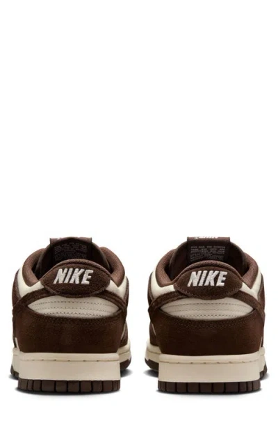 Nike Dunk Low Se Basketball Sneaker