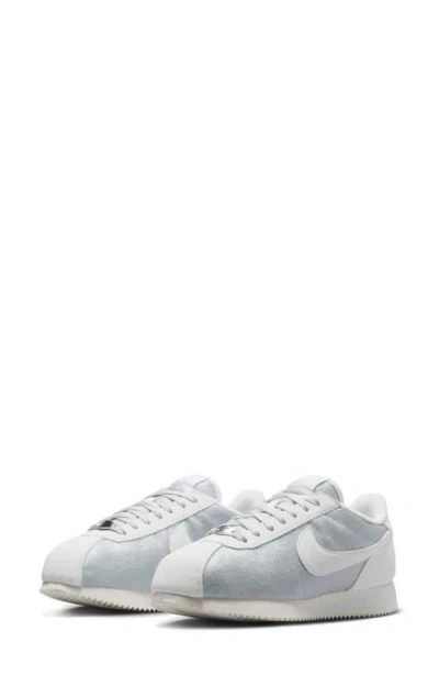 Nike Cortez Sneaker