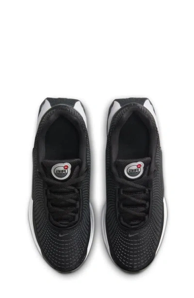 Nike Air Max Dn Sneaker