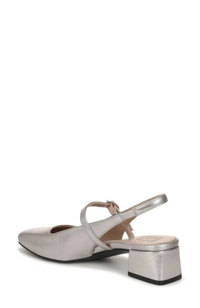 Naturalizer Jalee Slingback Pump
