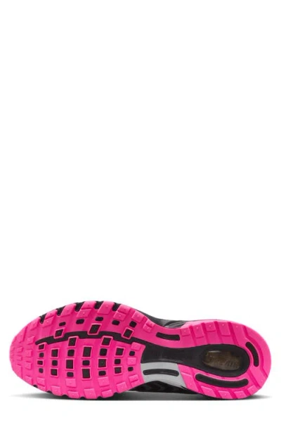 Nike Air Pegasus 2005 Sneaker