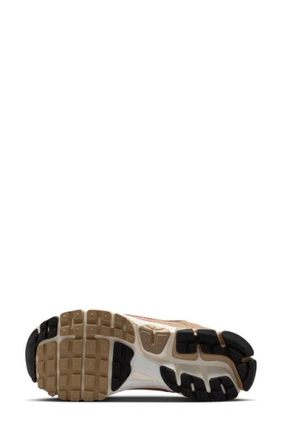 Nike Zoom Vomero 5 Sneaker