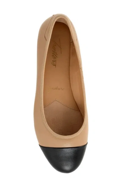 Trotters Clara Cap Toe Flat