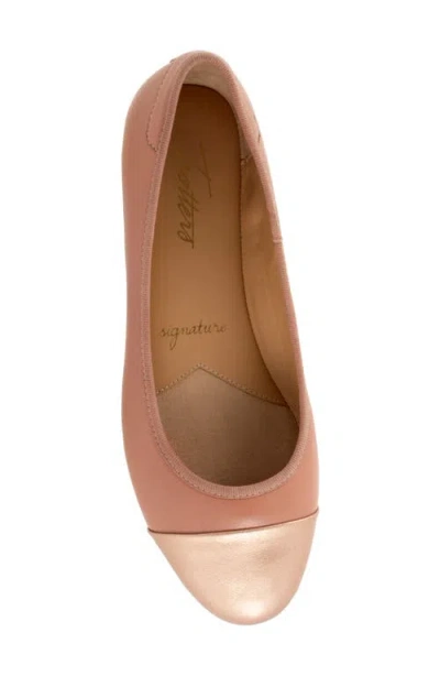 Trotters Clara Cap Toe Flat