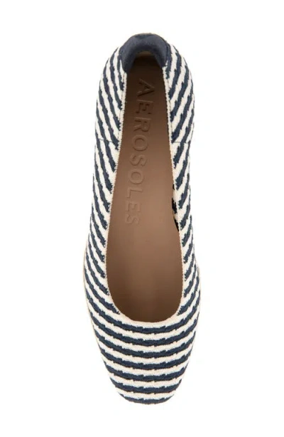 Aerosoles Roma Wedge Pump