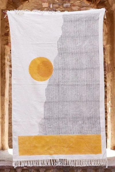 Cqc La New Sun Rug In Multi
