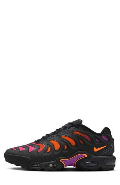 Nike Air Max Plus Drift Sneaker