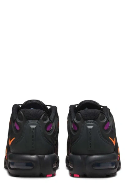 Nike Air Max Plus Drift Sneaker