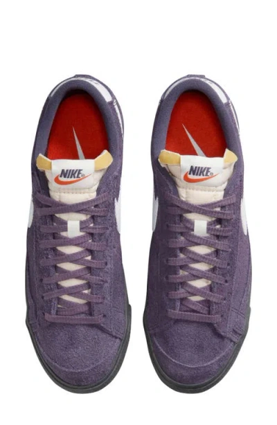 Nike Blazer Low '77 Sneaker