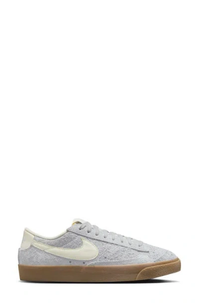 Nike Blazer Low '77 Sneaker