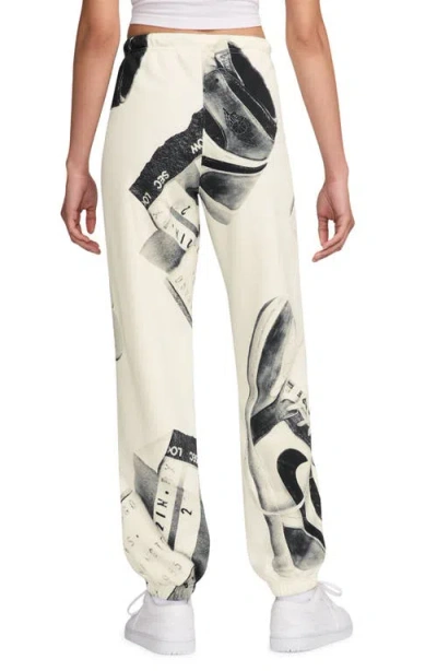 Jordan Brooklyn Fleece Print Sweatpants In Multi