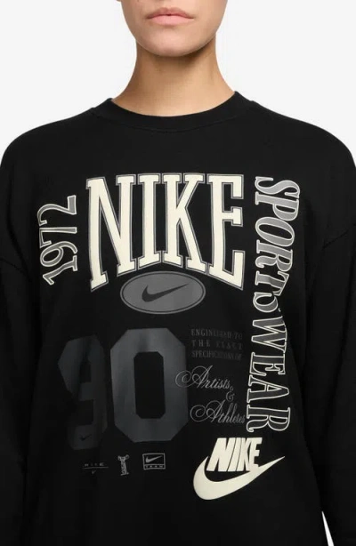 Nike Sportswear Street Crewneck Graphic Sweatshirt