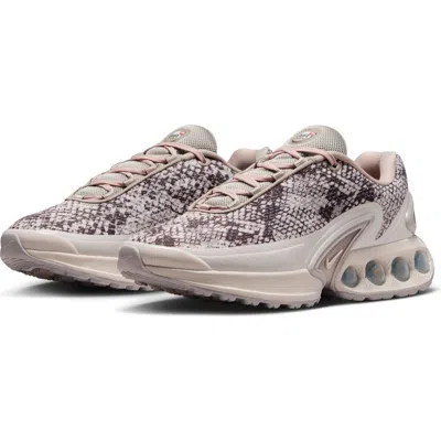 Nike Air Max Dn Sneaker