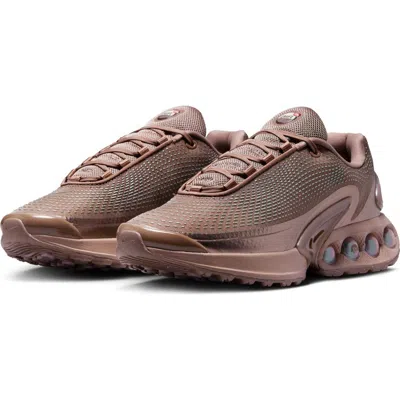Nike Air Max Dn Sneaker